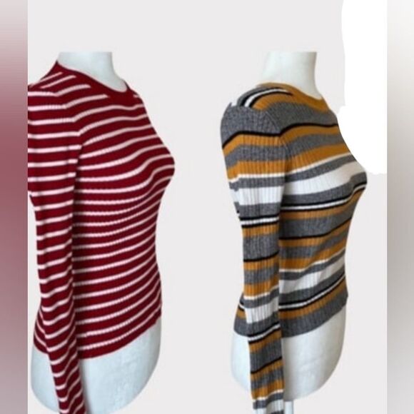 ๐5/$18โ2 Forever 21 + Love Tree Long Sleeve Tops Size Sm. - Picture 1 of 1